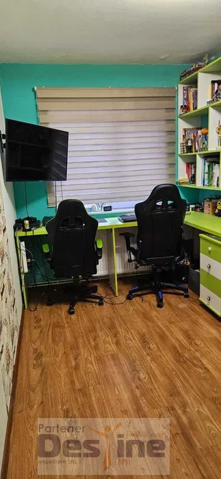 Apartament 3 camere-Semidecomandat-fara risc-Podu Ros