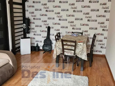 Apartament 3 camere Semidecomandat - Podu Ros