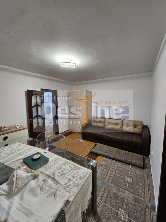 Apartament 2 camere, Semidecomandat, 49 mp, loc de parcare – Tudor Vladimirescu