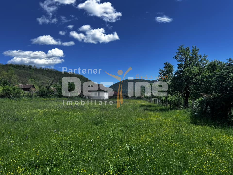 Casa de vanzare 2 camerezona pitoreasca  Schimb cu apartament