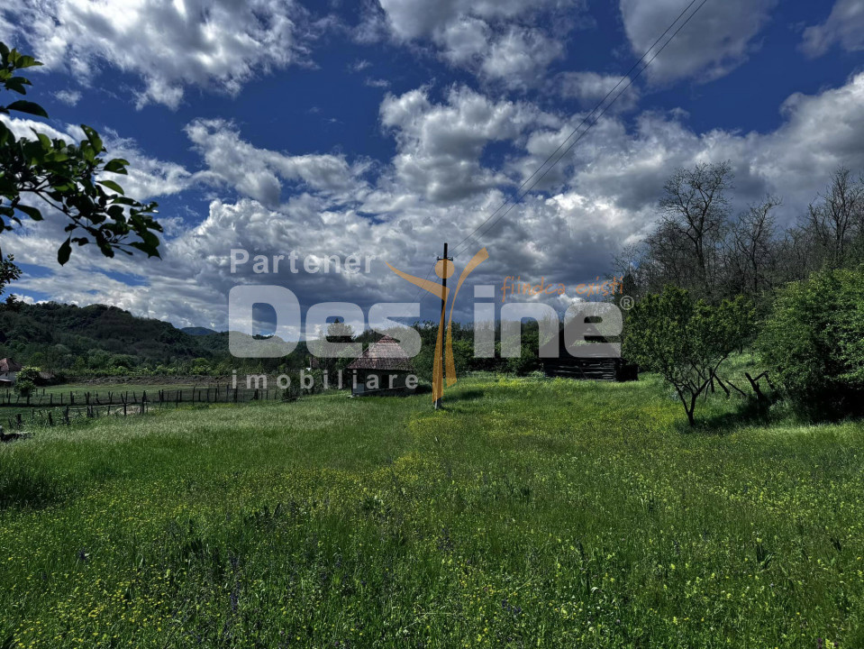 Casa de vanzare 2 camerezona pitoreasca  Schimb cu apartament