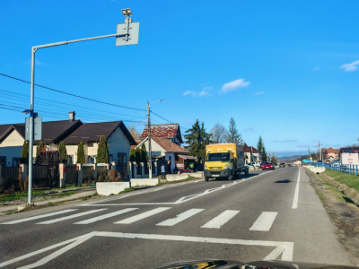 Teren de vânzare – 2.550 mp, poziție excelentă, Stâlpeni (zona centrală), jud AG