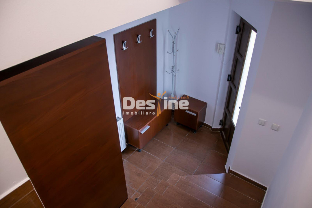 Miroslava , ap 3 camere , decomandat 67 mp, 103.900 euro