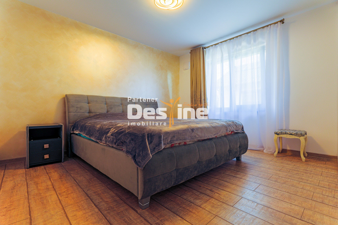 Casă individuală stil grecesc cu 5 camere S+P+1+pod, 200 mp + teren Valea Adanca