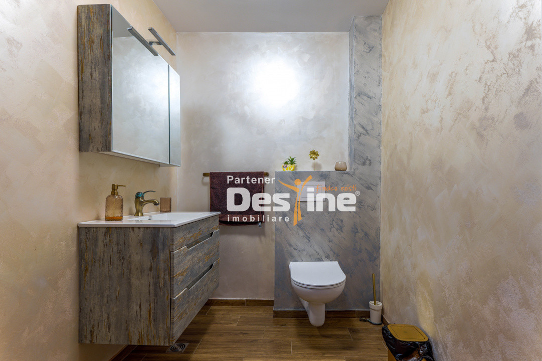 Casă individuală stil grecesc cu 5 camere S+P+1+pod, 200 mp + teren Valea Adanca