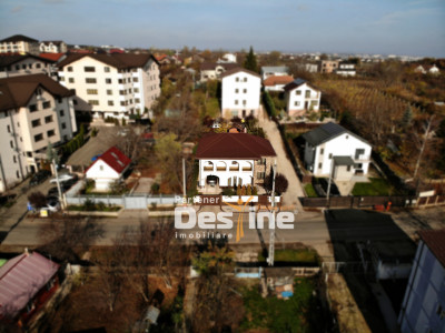 Casă individuală stil grecesc cu 5 camere S+P+1+pod, 200 mp + teren Valea Adanca