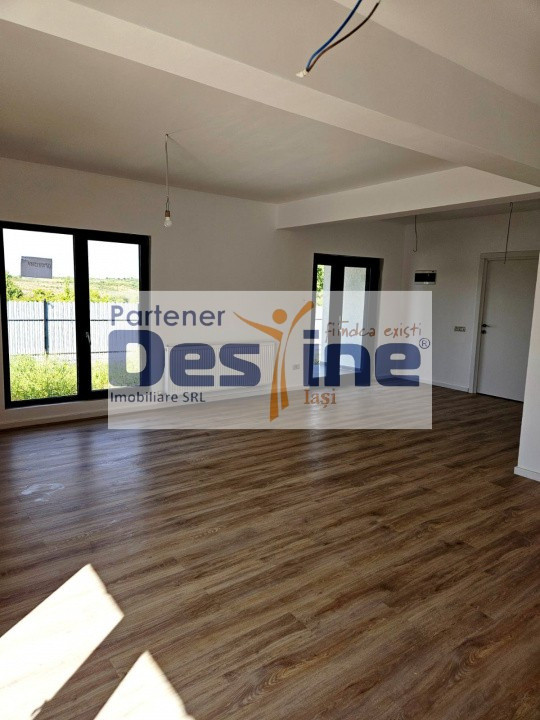 Casă modernă 3 camere | Barnova | 80 mp utili | Teren 350 mp | Terasă 90 mp