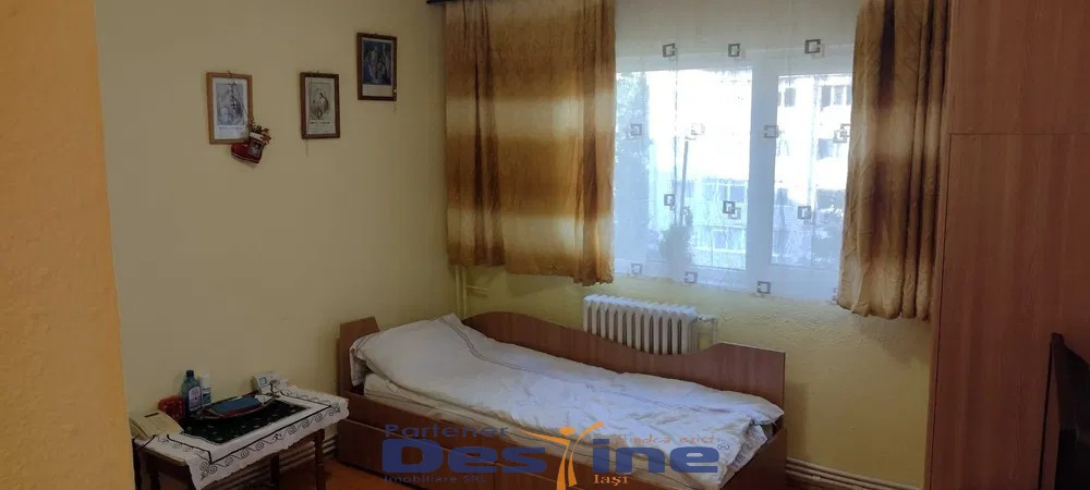 CUG- Apartament cu 3 camere decomandat, etaj 3/4