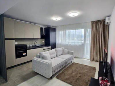 Studio 50 mp cu balcon si loc de parcare subteran, etaj intermediar,cartier Noua