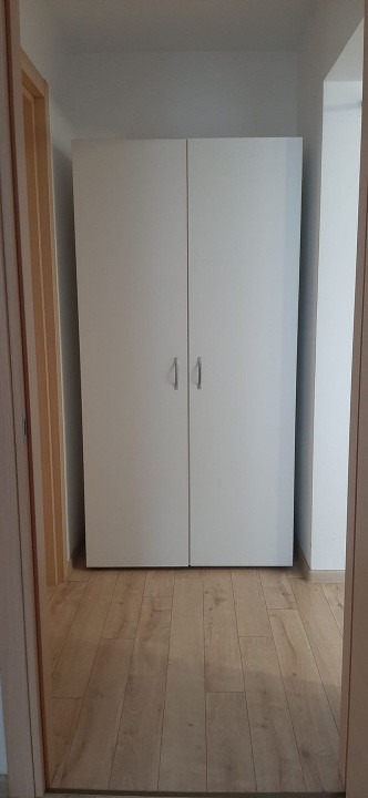 Studio 58 mp, etaj intermediar, cu loc de parcare inclus, situat in Top City