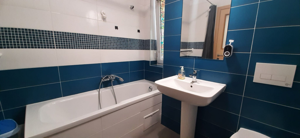 Studio 58 mp, etaj intermediar, cu loc de parcare inclus, situat in Top City