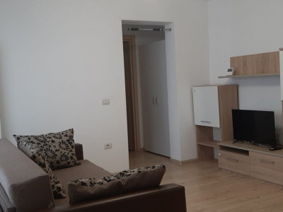 Studio 58 mp, etaj intermediar, cu loc de parcare inclus, situat in Top City