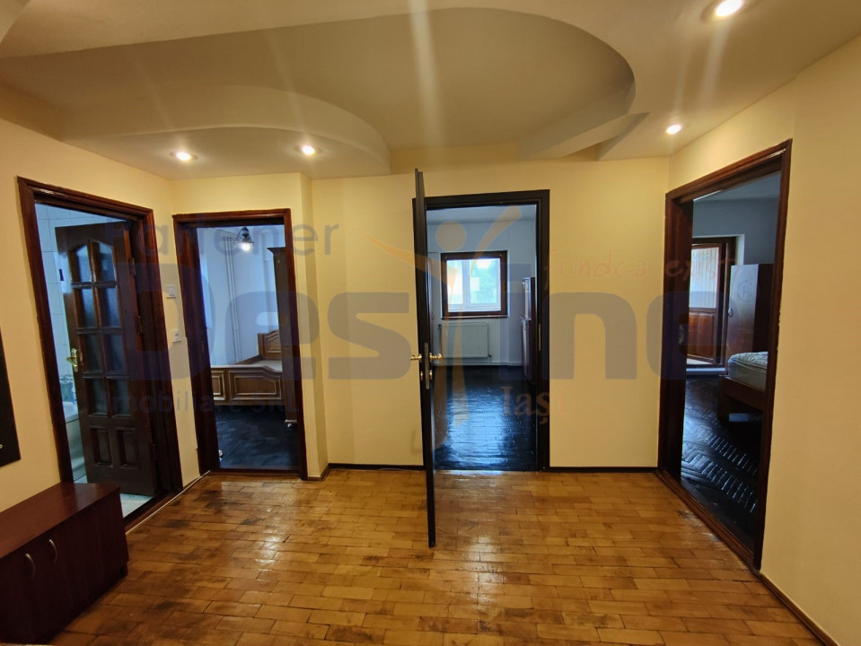 OCAZIE! Apartament 4 camere PARC MIMOZA et 1 DECOMANDAT 2 băi PĂCURARI