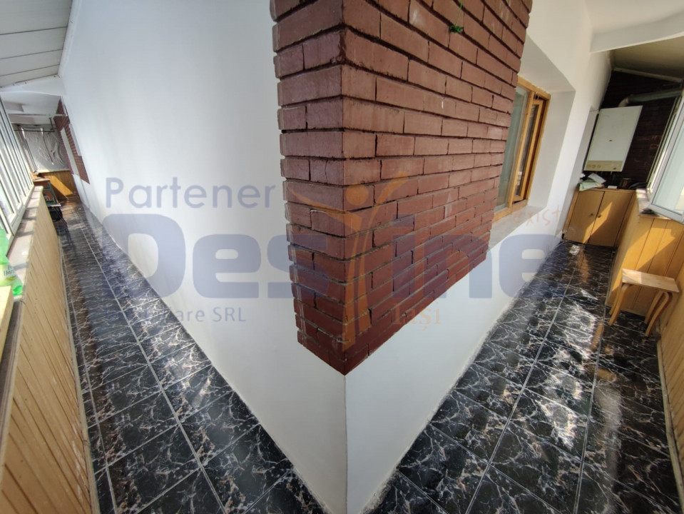 OCAZIE! Apartament 4 camere PARC MIMOZA et 1 DECOMANDAT 2 băi PĂCURARI