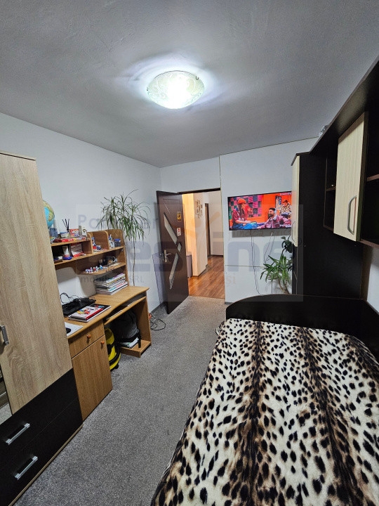 Apartament 3 camere-Decomandat- Bd. Poitiers