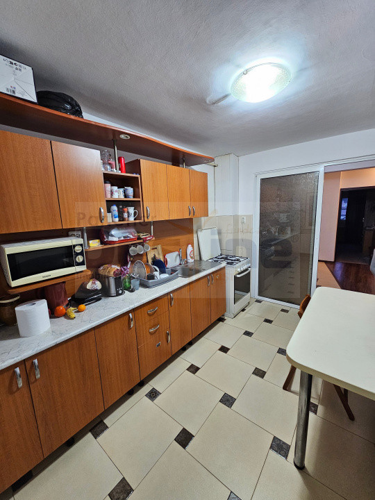 Apartament 3 camere-Decomandat- Bd. Poitiers