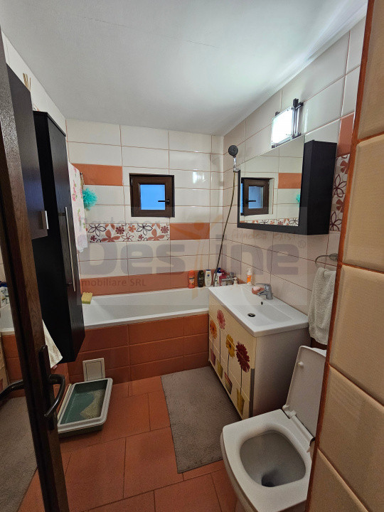 Apartament 3 camere-Decomandat- Bd. Poitiers