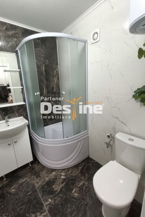 Piața Nicolina - Garsonieră 17 mp, cu izolație interioară și instalații noi