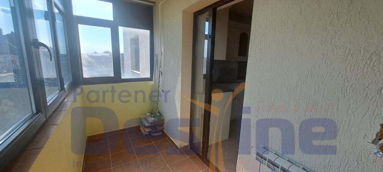 Apartament 2 camere DECOMANDAT, 65 mp, CU PARCARE, zona Valea Lupului