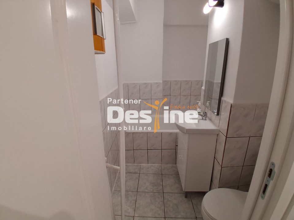 Frumoasa – Garsonieră etaj 1/4, AC, mobilată și utilată, suprafață totală 25mp