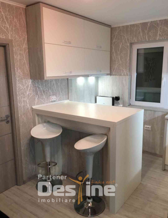 Apartament 3 camere - etaj 2/4, Centrala termica, Cantemir | Renovare integrală 