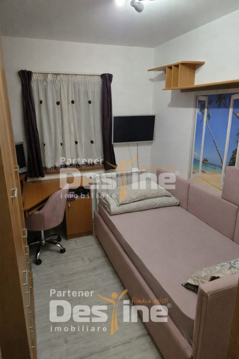 Apartament 3 camere - etaj 2/4, Centrala termica, Renovare integrală- Cantemir 