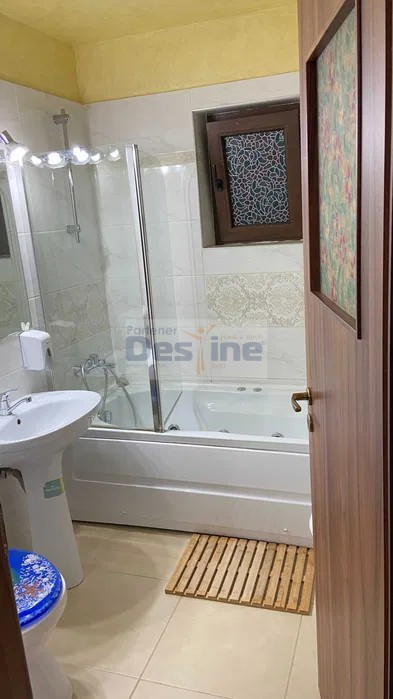 Apartament 2 camere-decomandate- zona Poitiers