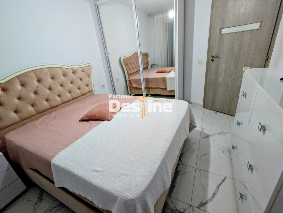 Apartament 3 camere 59 mp etaj intermediar loc parcare boxă mobilat Păcurari