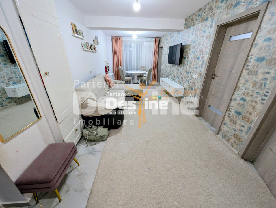 Apartament 3 camere 59 mp etaj intermediar loc parcare boxă mobilat Păcurari