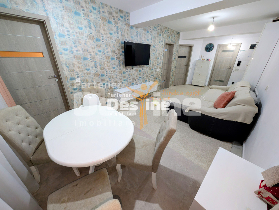 Apartament 3 camere 59 mp etaj intermediar loc parcare boxă mobilat Păcurari