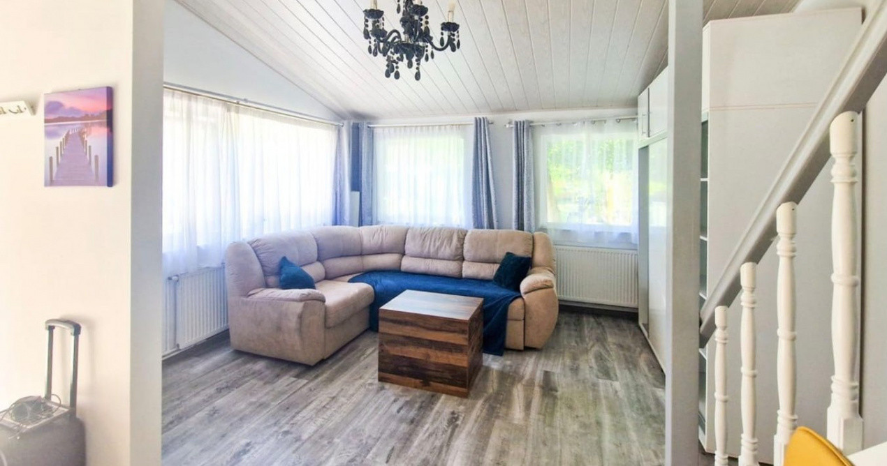 Casa cu 4 camere,   terasa acoperita,  curte de 700 mp, zona Kaufland -  Buzesti