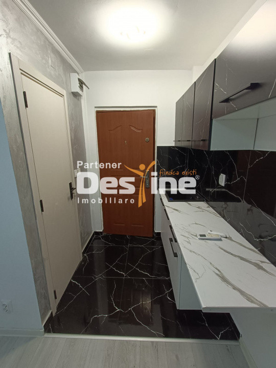 Bularga - Garsonieră 17 mp, etaj 1, renovată complet, bucătărie pe comandă, AC