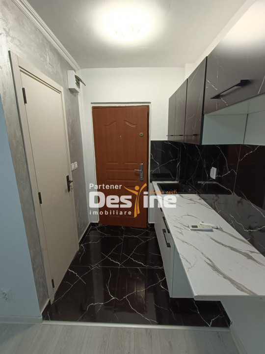 Bularga - Garsonieră 17 mp, etaj 1, renovată complet, bucătărie pe comandă, AC