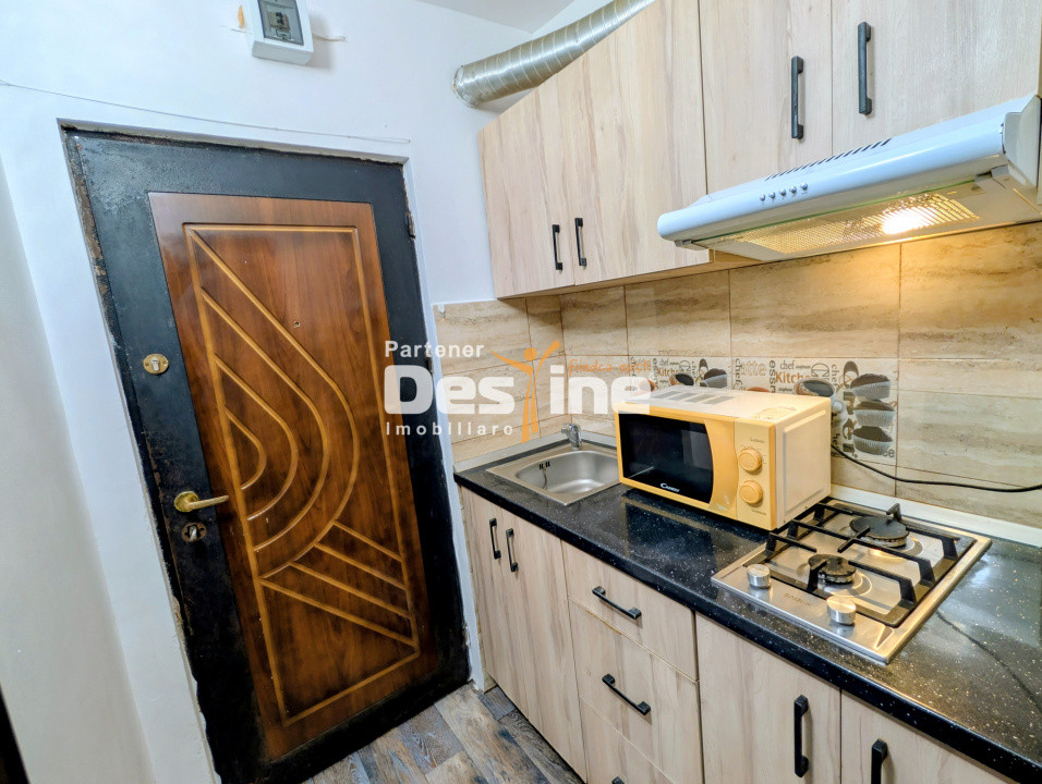 Garsonieră 17 mp parter, renovată complet, mobilată și utilată centrală termică