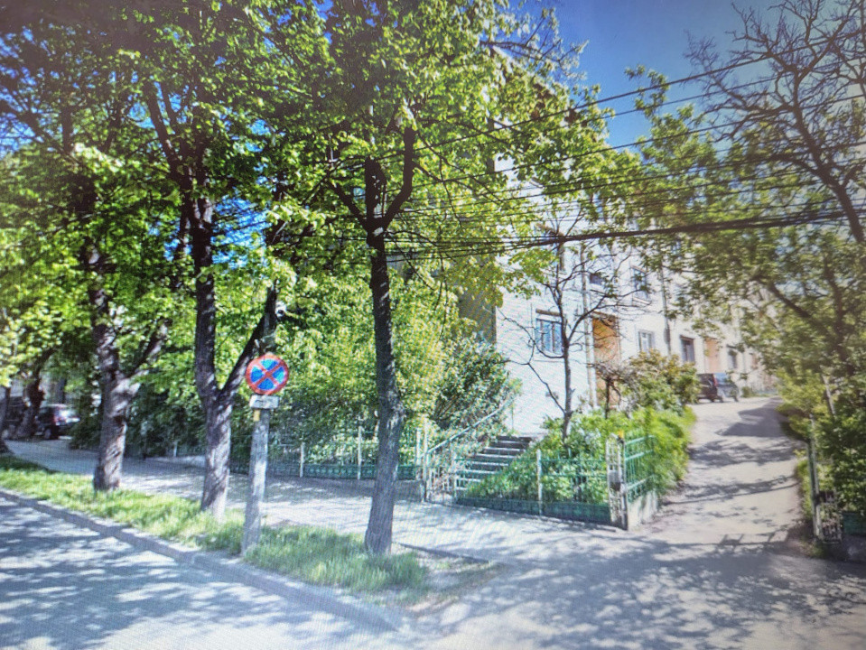 Apartament 2 camere  în inima Copoului –curte privata si loc de parcare 