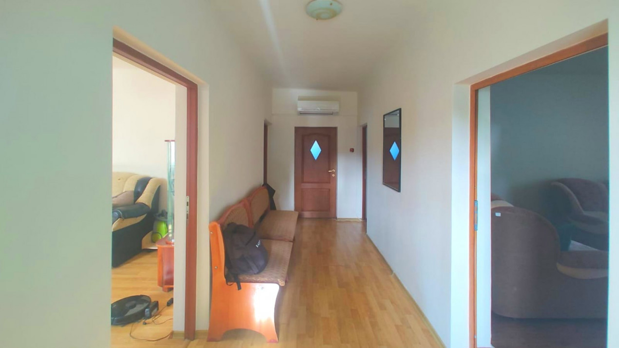 Proprietate cu 2 corpuri de locuinta, Baicoi