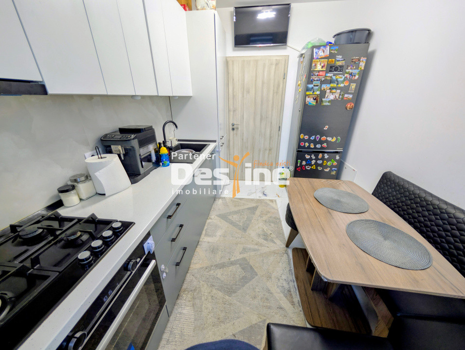 Apartament 2 camere decomandat 49 mp intermediar loc parcare balcon Valea Adanca