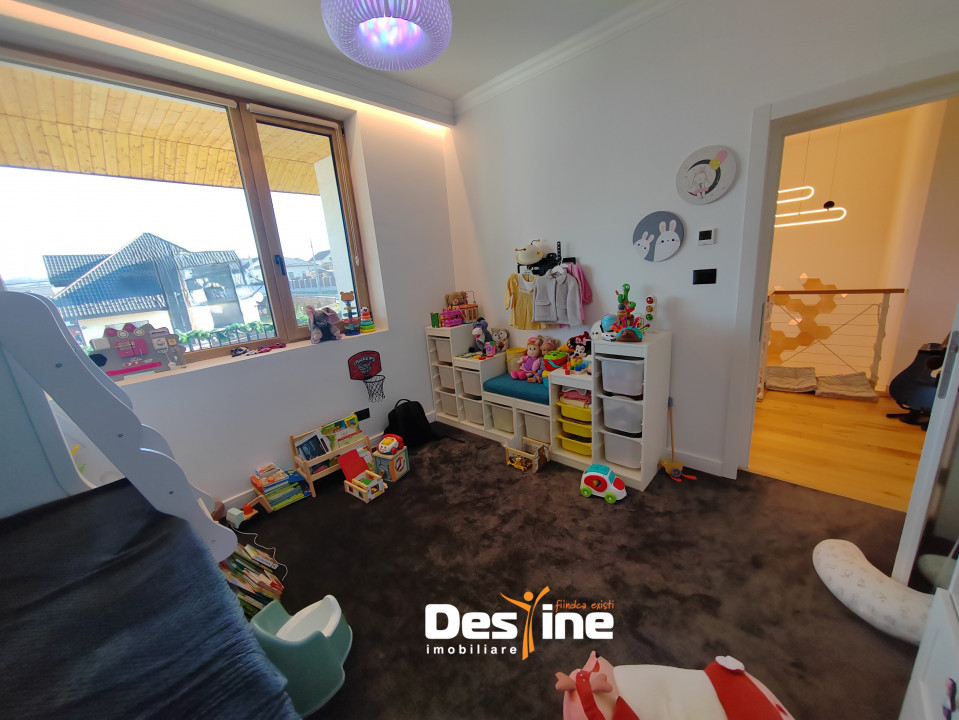 CORNESTI - Casa moderna P+1+POD, Clasa A, 196.5 mp + 500 mp teren