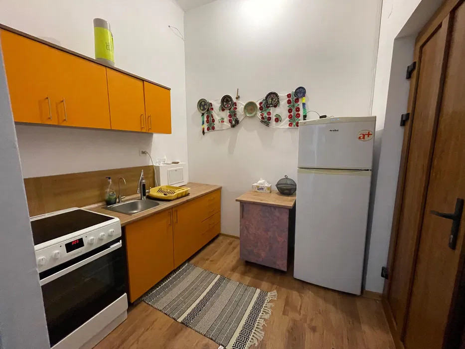 Apartament cu 2 camere la casa, Pet Friendly, situat central - pe Strada Lunga
