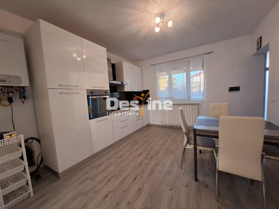  Miroslava CENTRU , Casa individuala de  inchiriat, 600 euro 