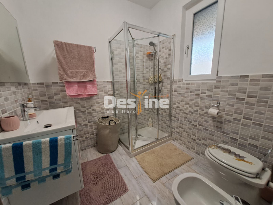  Miroslava CENTRU , Casa individuala de  inchiriat, 600 euro 