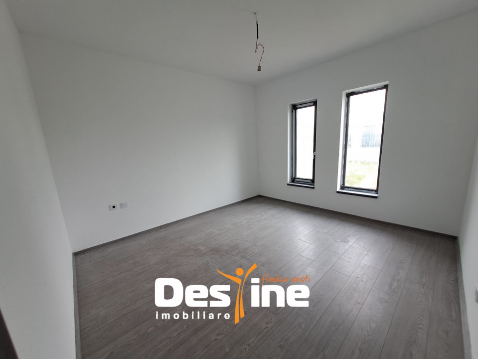 CIURBESTI- CASA INDIVIDUALA 121 MP + TEREN 500 MP, 175.000 euro