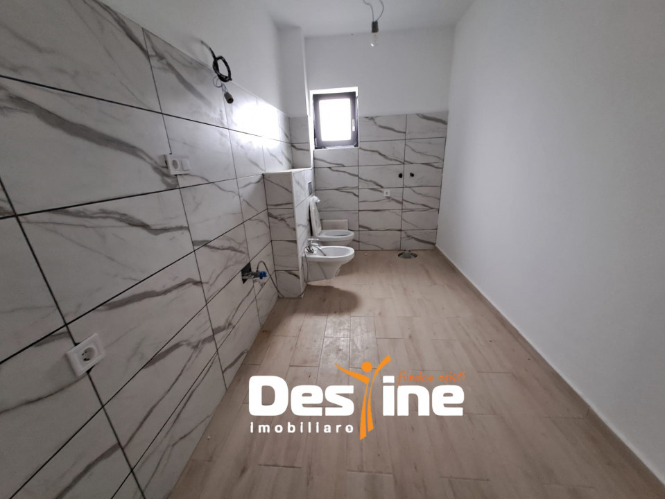 CIURBESTI- CASA INDIVIDUALA 121 MP + TEREN 500 MP, 175.000 euro