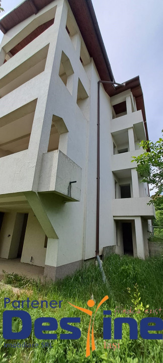 Vila , D+P+1+M+POD, 474 mp, Valea Lupului