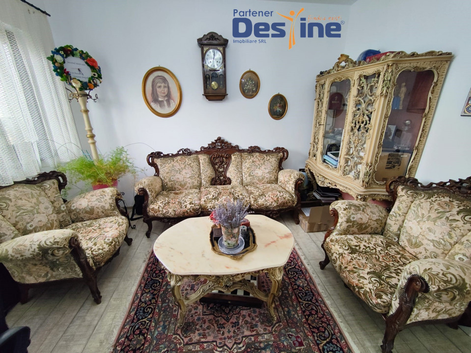 CENTRU MIROSLAVA 180mp utili, 1000 mp teren, 299,900 EURO