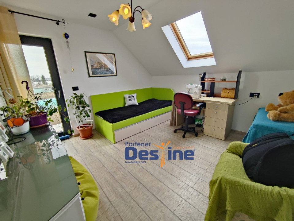 CENTRU MIROSLAVA 180mp utili, 1000 mp teren, 299,900 EURO