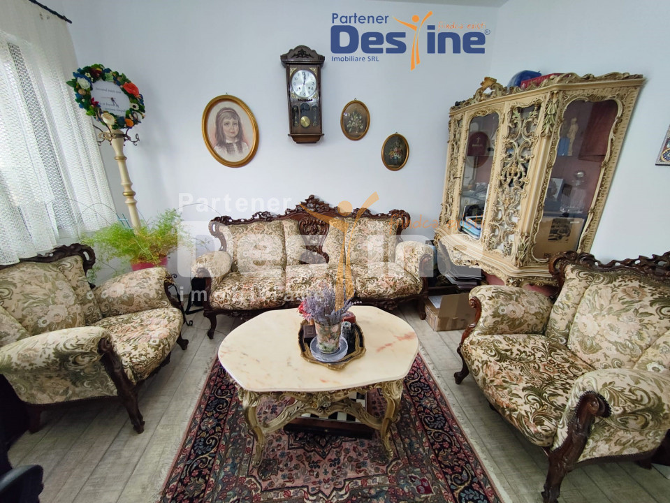 COMISIOPN 0%, CENTRU MIROSLAVA, 180mp utili, 1000 mp teren, 299,990 EURO