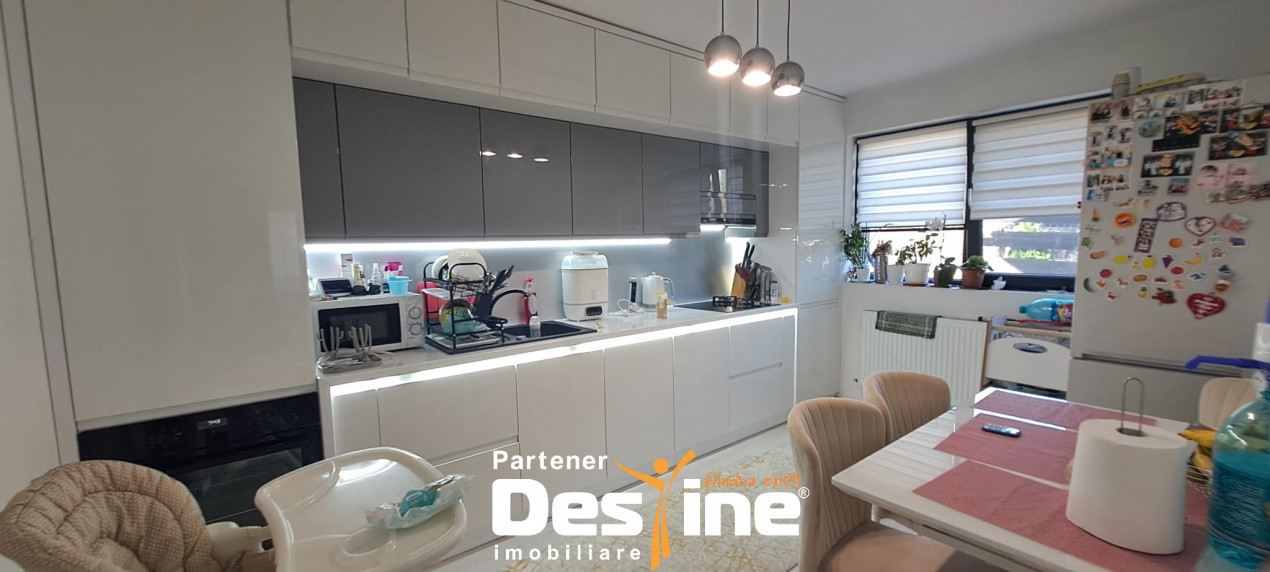 Casa PLAN PARTER, 75 mp + 500 mp TEREN , CIURBESTI