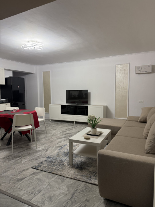 Apartament 3 camere, zona centrala, mobilat, gata de mutat 