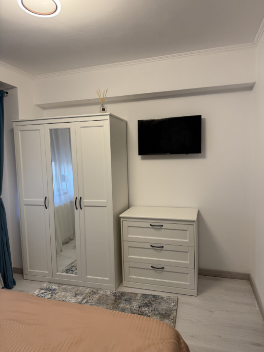Apartament 3 camere, zona centrala, mobilat, gata de mutat 
